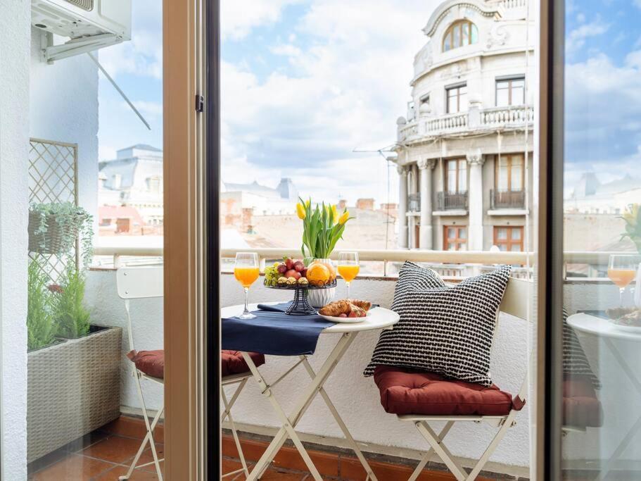 Amazing View Calea Victoriei Old City Bucareste Exterior foto